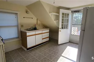 90 Thames St, New London, CT 06320 - Photo 9