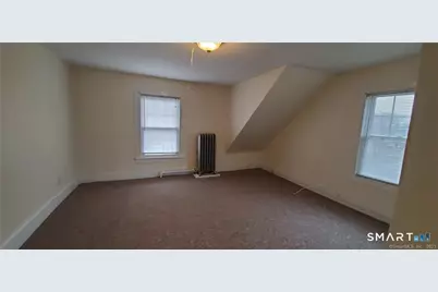 90 Thames Street #3, New London, CT 06320 - Photo 19