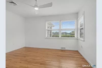 100 Lakeshore Terrace, Bridgeport, CT 06606 - Photo 35