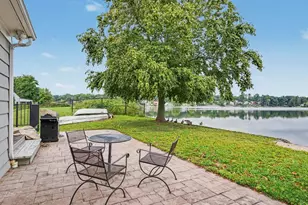 100 Lakeshore Terrace, Bridgeport, CT 06606 - Photo 11
