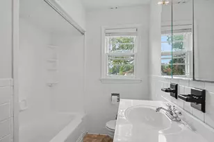 100 Lakeshore Terrace, Bridgeport, CT 06606 - Photo 37