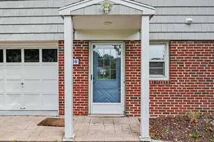 100 Lakeshore Terrace, Bridgeport, CT 06606 - Photo 15