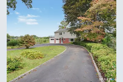 100 Lakeshore Terrace, Bridgeport, CT 06606 - Photo 3