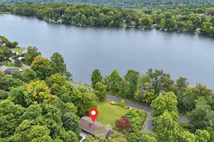 177 Mamanasco Rd, Ridgefield, CT 06877 - Photo 3