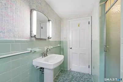 53 Woodridge Circle, West Hartford, CT 06107 - Photo 33