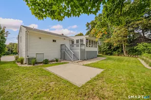 17 Elrin Pl, New London, CT 06320 - Photo 37