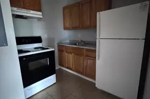 54 Grafton St, Hartford, CT 06106 - Photo 1