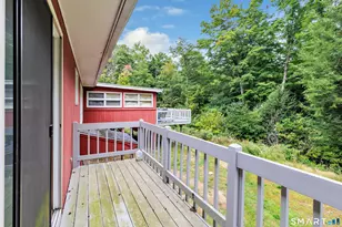 75 Crestwood Rd, Bethany, CT 06524 - Photo 9