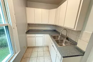 112 Wilcox Ave, Meriden, CT 06451 - Photo 7