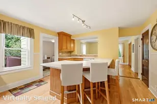 40 Stonehouse Rd, Trumbull, CT 06611 - Photo 5
