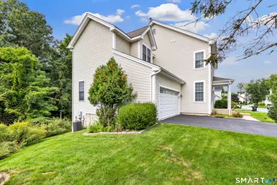 17 Traditions Boulevard, Southbury, CT 06488 - Photo 5