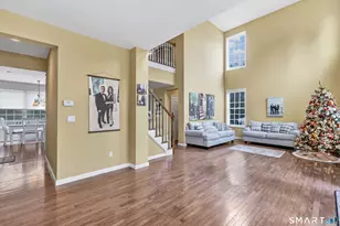 17 Traditions Blvd, Southbury, CT 06488 - Photo 11