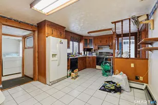 33 Cora St, Enfield, CT 06082 - Photo 11