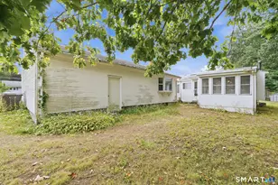 33 Cora St, Enfield, CT 06082 - Photo 5