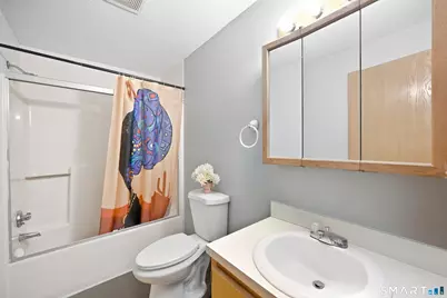 379 Perkins Avenue, Waterbury, CT 06704 - Photo 11