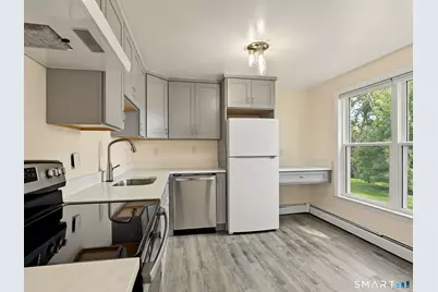 108 Kenwood Avenue, Fairfield, CT 06824 - Photo 7