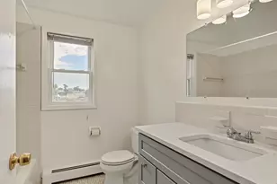 108 Kenwood Ave, Fairfield, CT 06824 - Photo 17