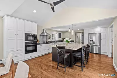 255 Mountain Road, West Hartford, CT 06107 - Photo 5