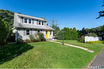 14 Bond Street, Norwalk, CT 06855 - Photo 1