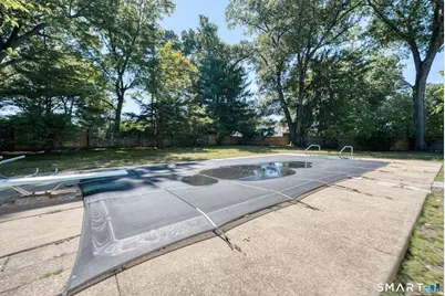 204 Hazard Avenue, Enfield, CT 06082 - Photo 5