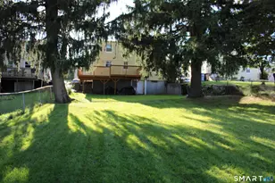 77 McClintock St, New Britain, CT 06053 - Photo 3