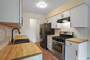 2955 Madison Ave, Bridgeport, CT 06606 - Photo 3