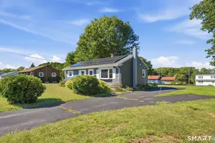 72 Orchard Dr, Montville, CT 06382 - Photo 3