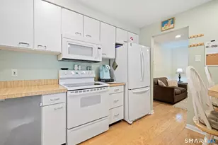 373 Trailsend Dr, Torrington, CT 06790 - Photo 17