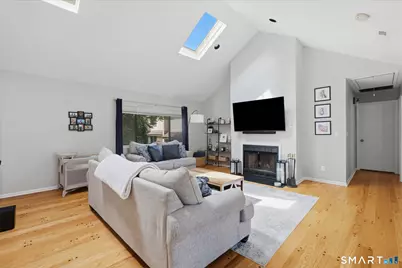 2437 Bedford Street #C17, Stamford, CT 06905 - Photo 5
