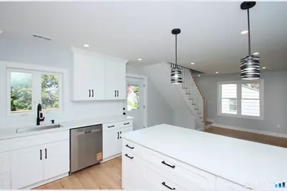 13 Francis Road, Danbury, CT 06810 - Photo 5