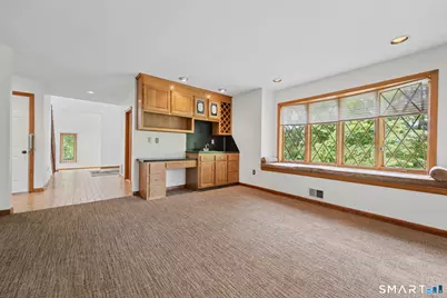 547 Simsbury Road, Bloomfield, CT 06002 - Photo 11