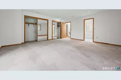 547 Simsbury Road, Bloomfield, CT 06002 - Photo 17