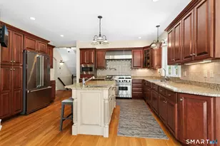 5 Wentworth Dr, Newtown, CT 06470 - Photo 13