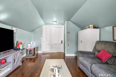 216 Hillside Avenue, Naugatuck, CT 06770 - Photo 15