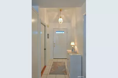44 Elizabeth Circle #44, Newtown, CT 06482 - Photo 3