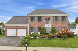 6 Ashley Ct, Danbury, CT 06810 - Photo 1