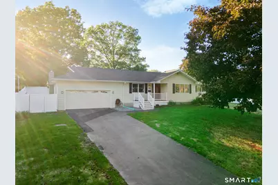 121 Bridgeview Place, Stratford, CT 06614 - Photo 3