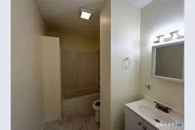 99 Lounsbury Avenue, Waterbury, CT 06706 - Photo 25