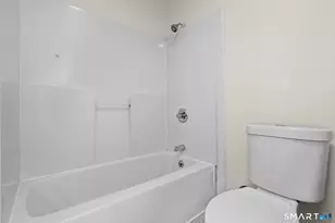 99 Lounsbury Ave, Waterbury, CT 06706 - Photo 11