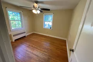 198 Broad St, Manchester, CT 06042 - Photo 11