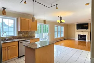 25 Wanda Ln, Middletown, CT 06457 - Photo 7