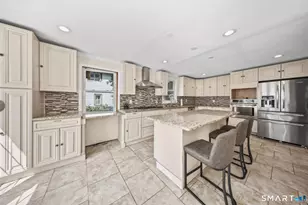 145 Dewey St, Stratford, CT 06615 - Photo 15