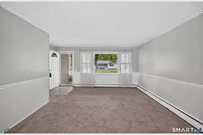 34 Columbia Road, Enfield, CT 06082 - Photo 3
