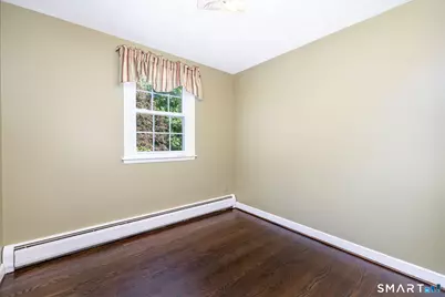 36 Lakeview Drive, West Hartford, CT 06117 - Photo 23