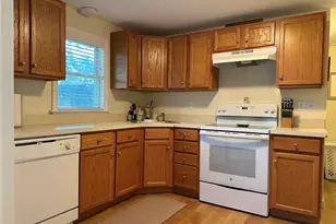 39 Grove Rd, Cromwell, CT 06416 - Photo 15