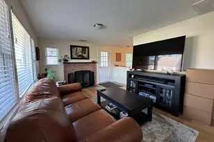 39 Grove Rd, Cromwell, CT 06416 - Photo 11