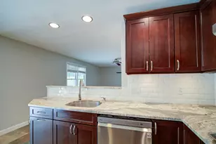 197 Maple Ave, North Haven, CT 06473 - Photo 25