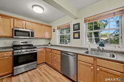 4 Lowe Street #203, Norwalk, CT 06854 - Photo 7