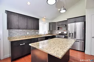 103 Old Village Cir, Windsor, CT 06095 - Photo 9
