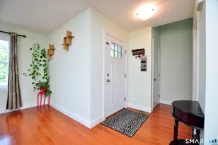 103 Old Village Cir, Windsor, CT 06095 - Photo 3